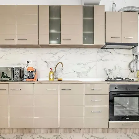 Grand Arena Apartment